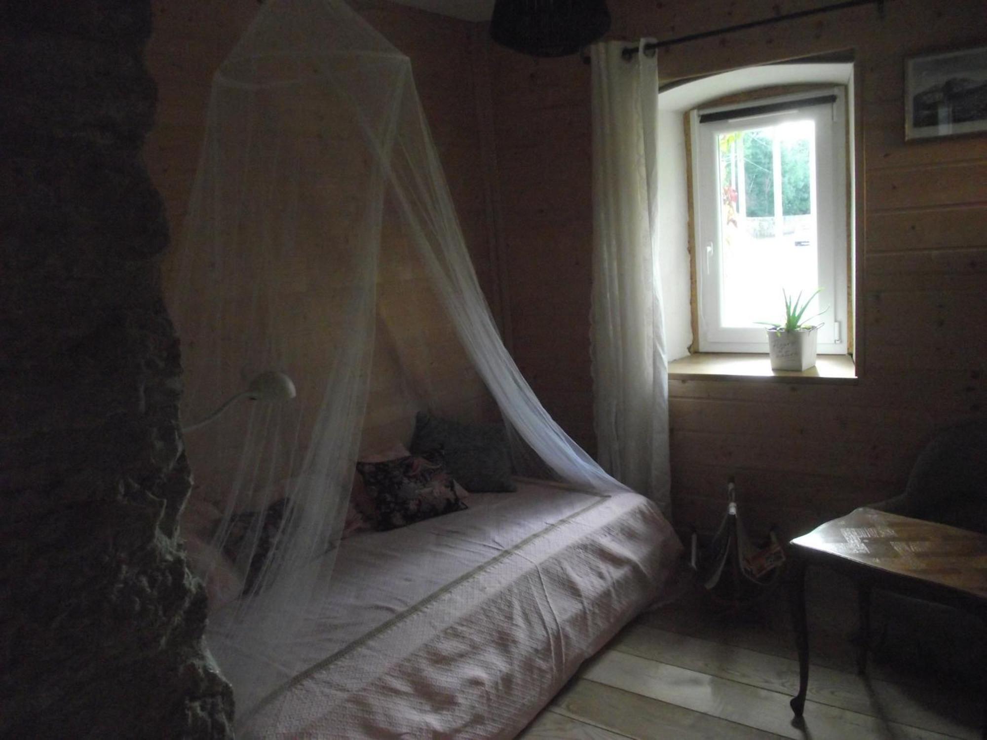 Ferienwohnung La Tourelle D'Aiglepierre Exterior foto
